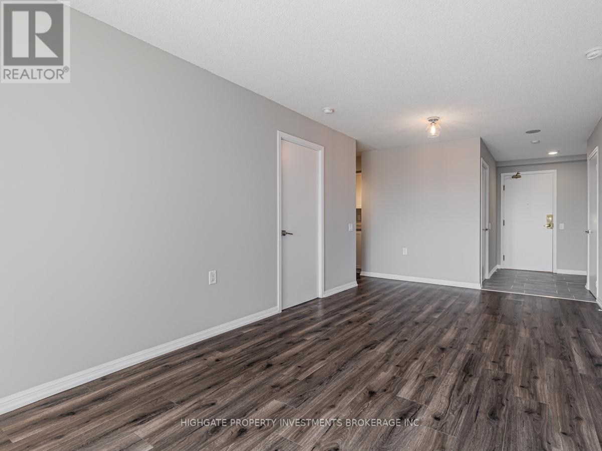 645 - 650 Lawrence Avenue W, Toronto, Ontario  M6A 3E8 - Photo 8 - C12461665