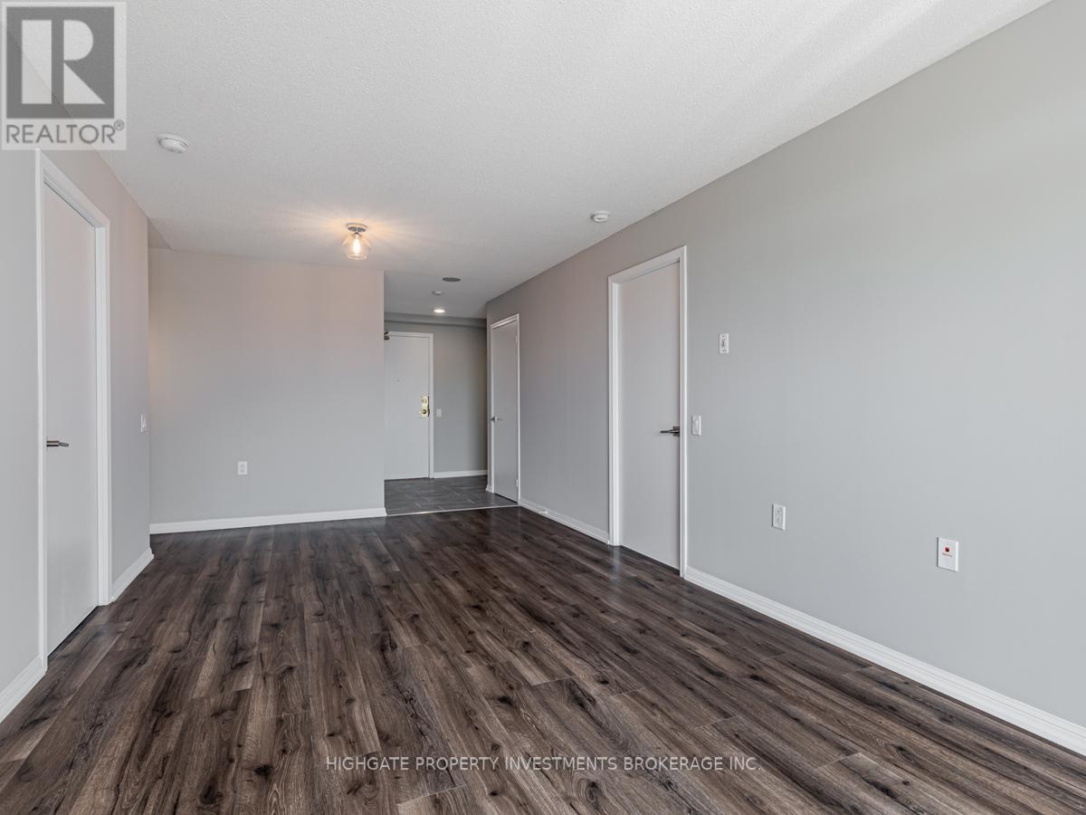645 - 650 Lawrence Avenue W, Toronto, Ontario  M6A 3E8 - Photo 9 - C12461665