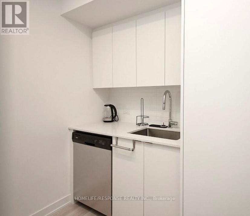 810 - 30 Tretti Way, Toronto, Ontario  M3H 0E3 - Photo 8 - C12461680