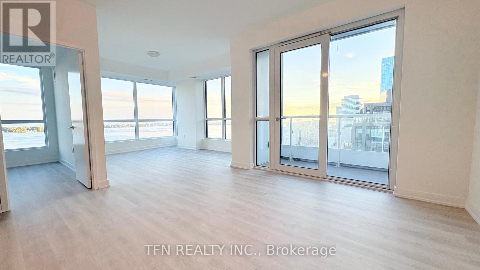 1814 - 15 Richardson Street, Toronto, Ontario  M5A 0Y5 - Photo 2 - C12457644