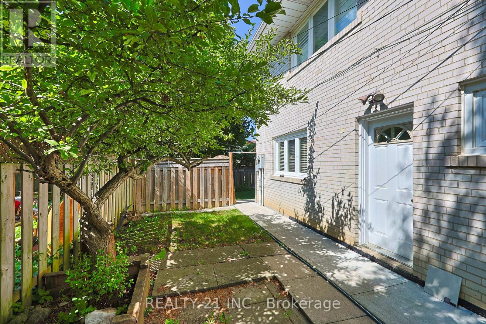 2 Chancery Lane, Toronto, Ontario  M1E 1M7 - Photo 20 - E12461652