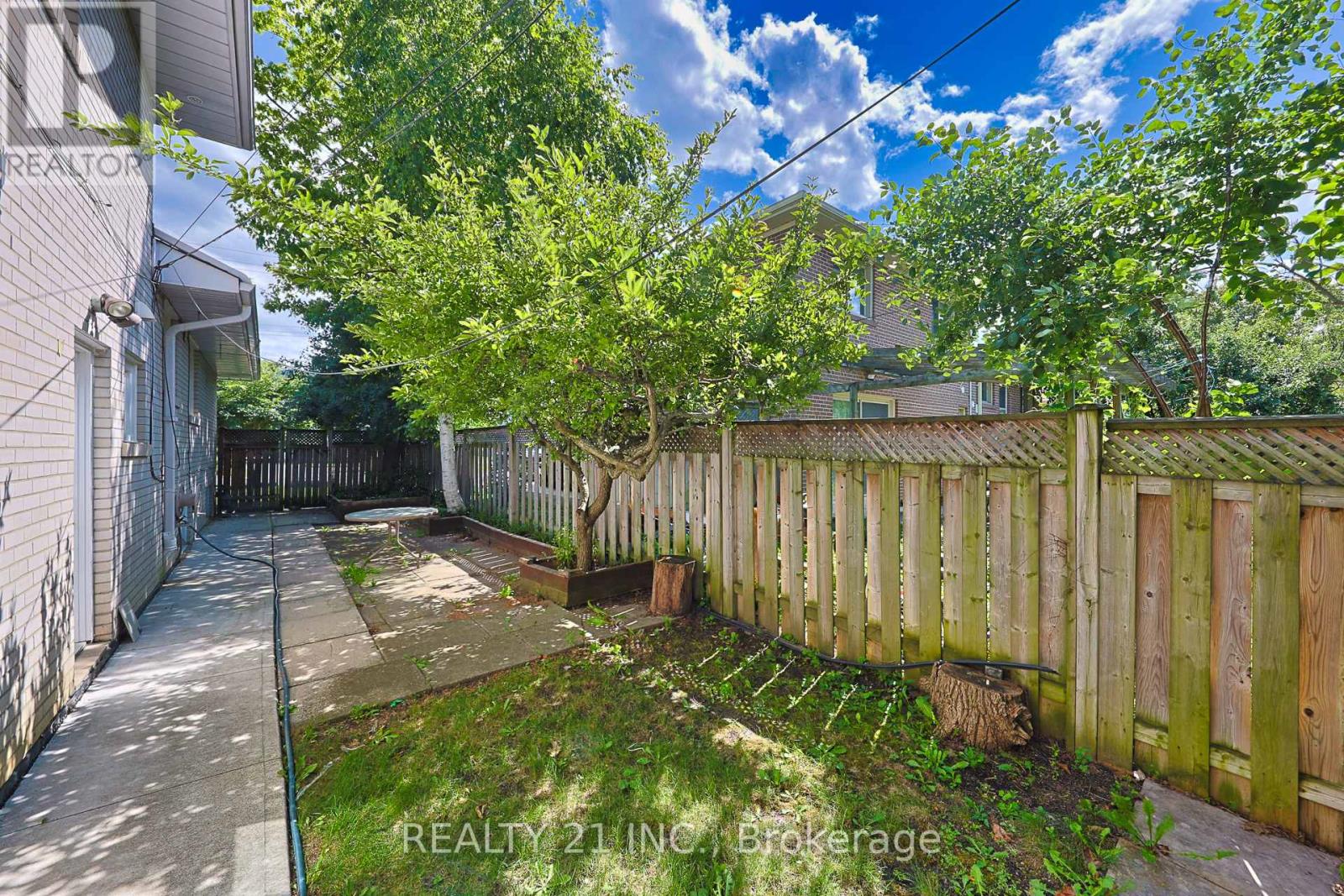 2 Chancery Lane, Toronto, Ontario  M1E 1M7 - Photo 21 - E12461652