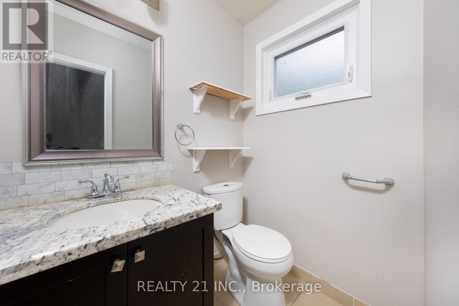 2 Chancery Lane, Toronto, Ontario  M1E 1M7 - Photo 5 - E12461652