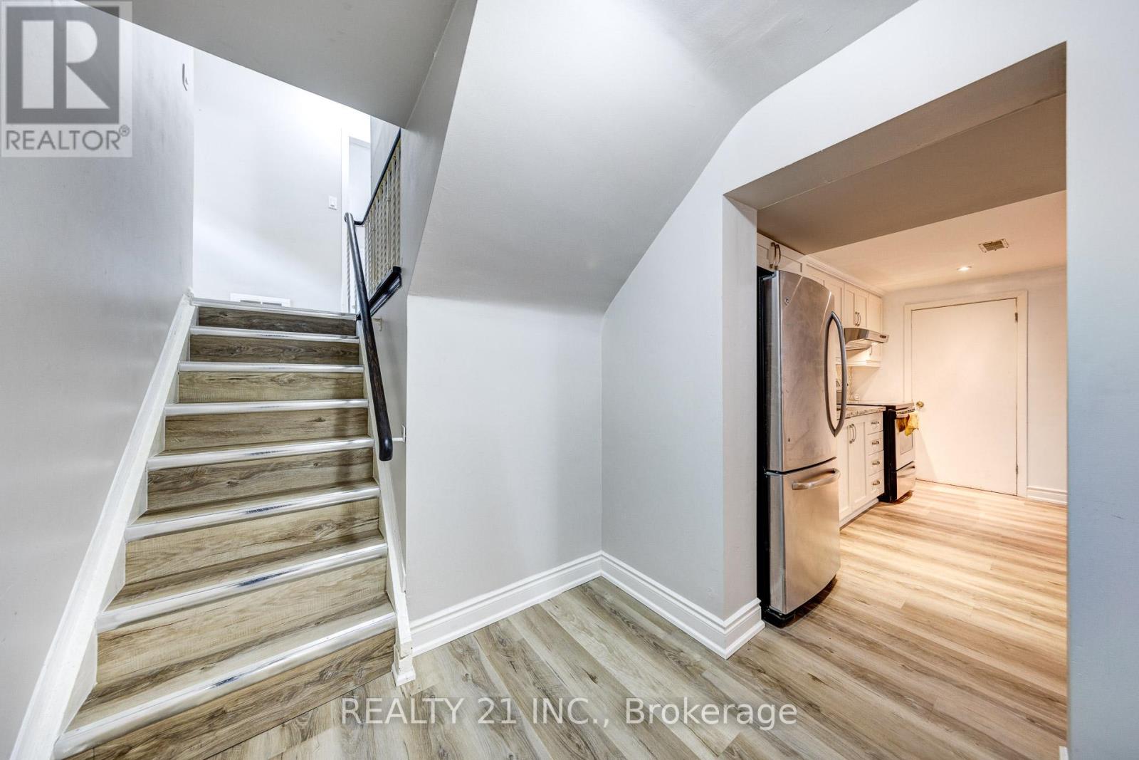 2 Chancery Lane, Toronto, Ontario  M1E 1M7 - Photo 6 - E12461652