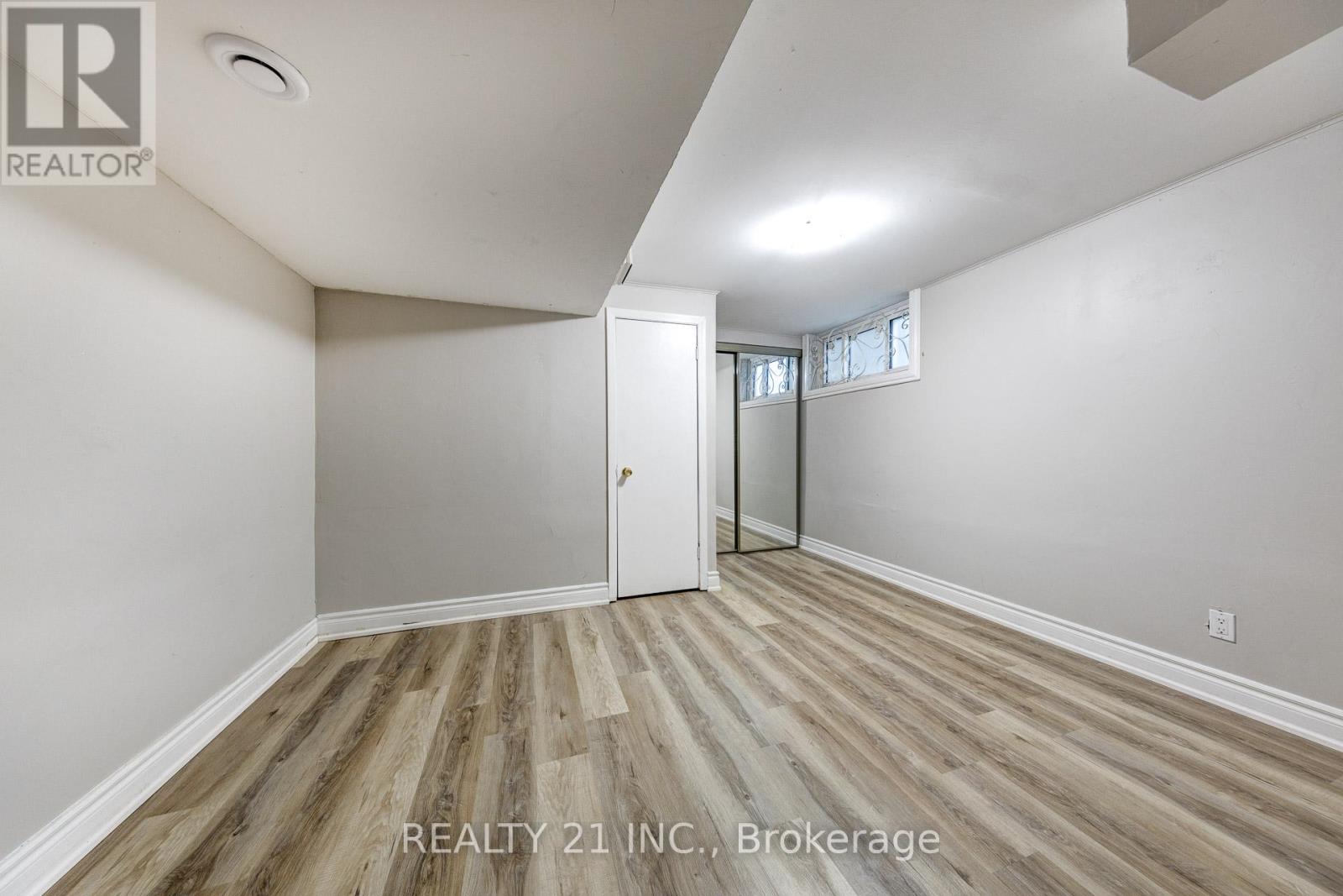 2 Chancery Lane, Toronto, Ontario  M1E 1M7 - Photo 9 - E12461652