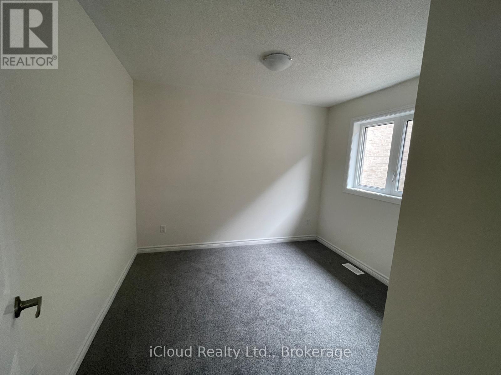 2507 Athena Path, Pickering, Ontario  L1X 0M4 - Photo 11 - E12461677