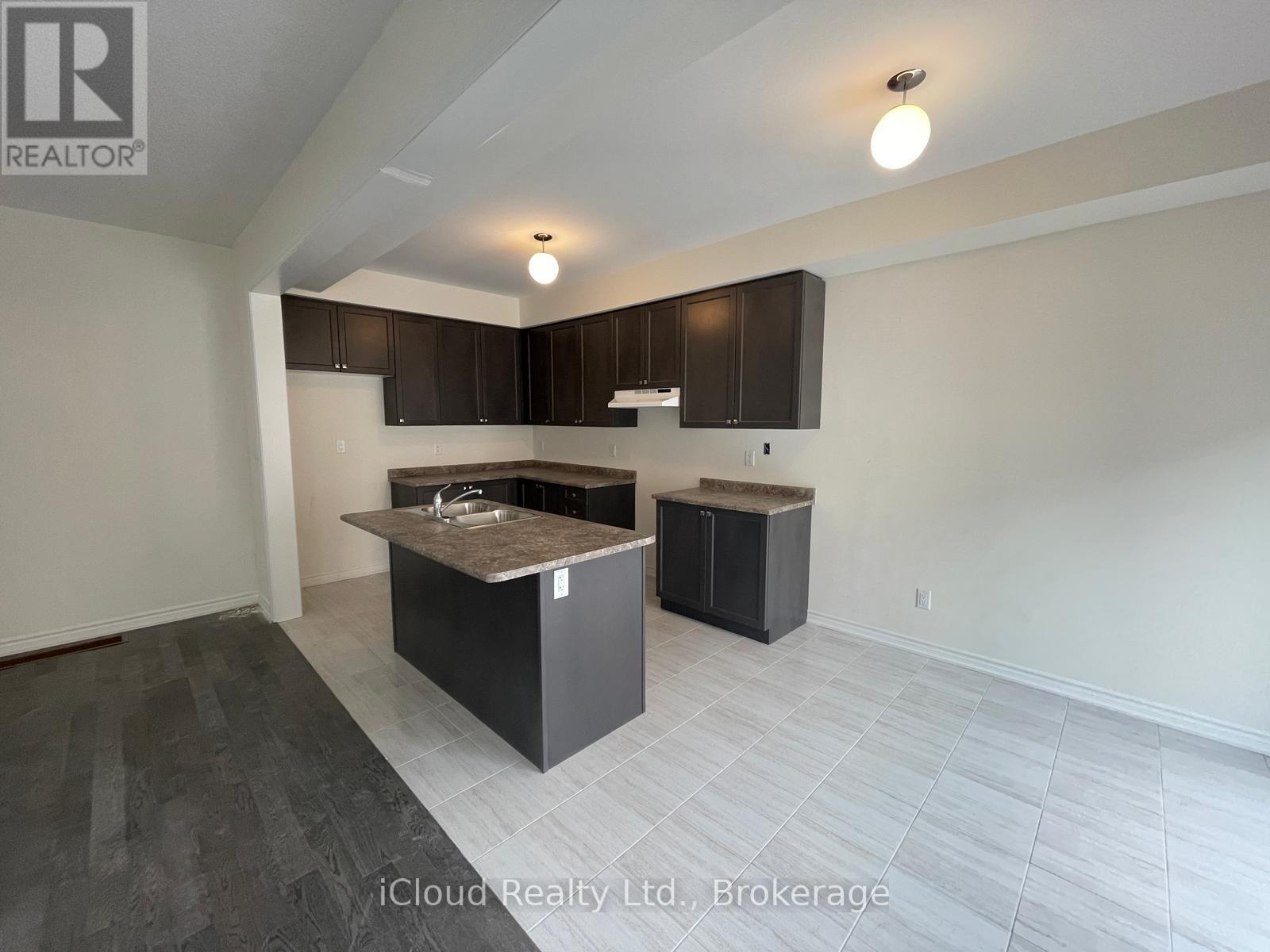 2507 Athena Path, Pickering, Ontario  L1X 0M4 - Photo 2 - E12461677