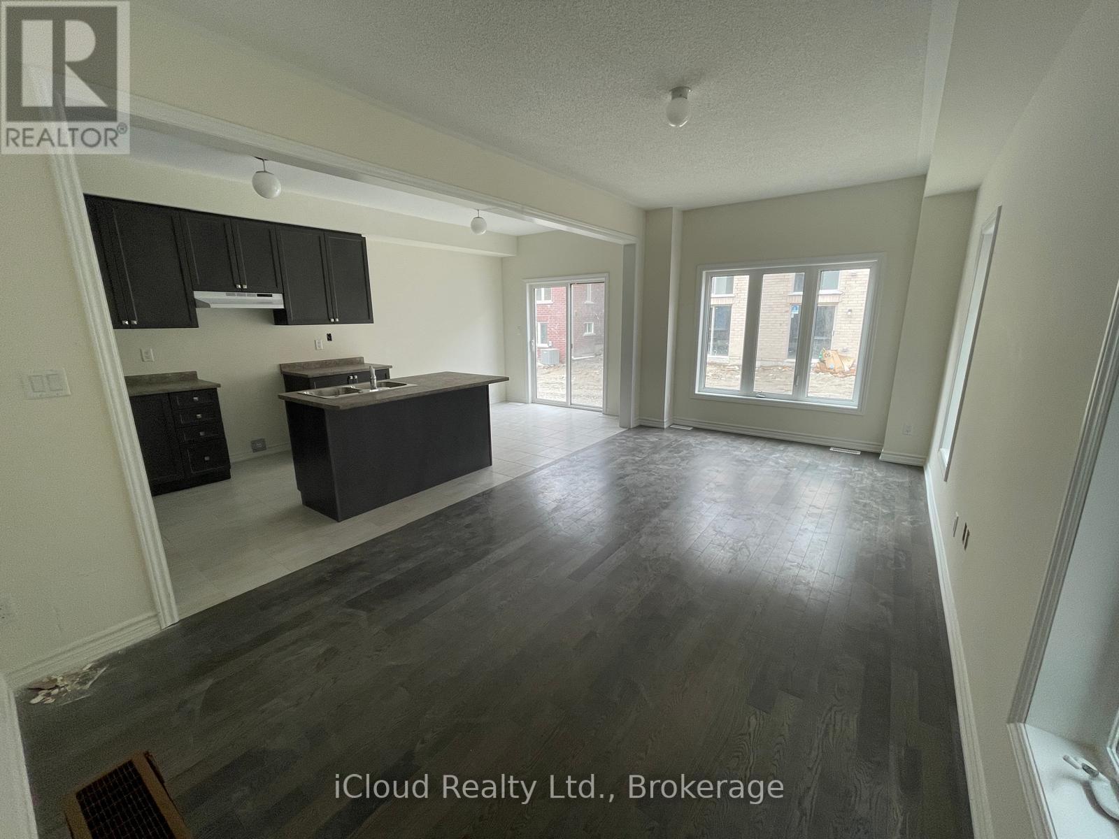 2507 Athena Path, Pickering, Ontario  L1X 0M4 - Photo 3 - E12461677