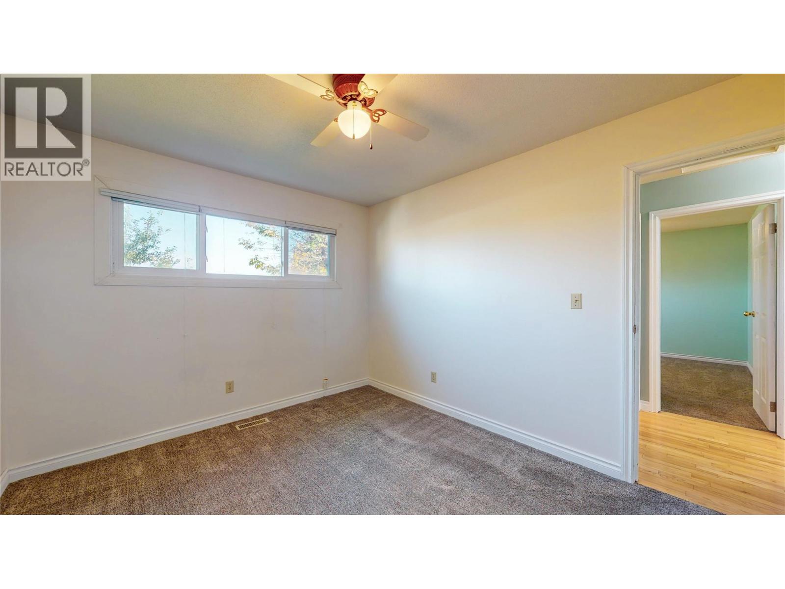 2424 5th Street S, Cranbrook, British Columbia  V1C 4Z4 - Photo 10 - 10365742
