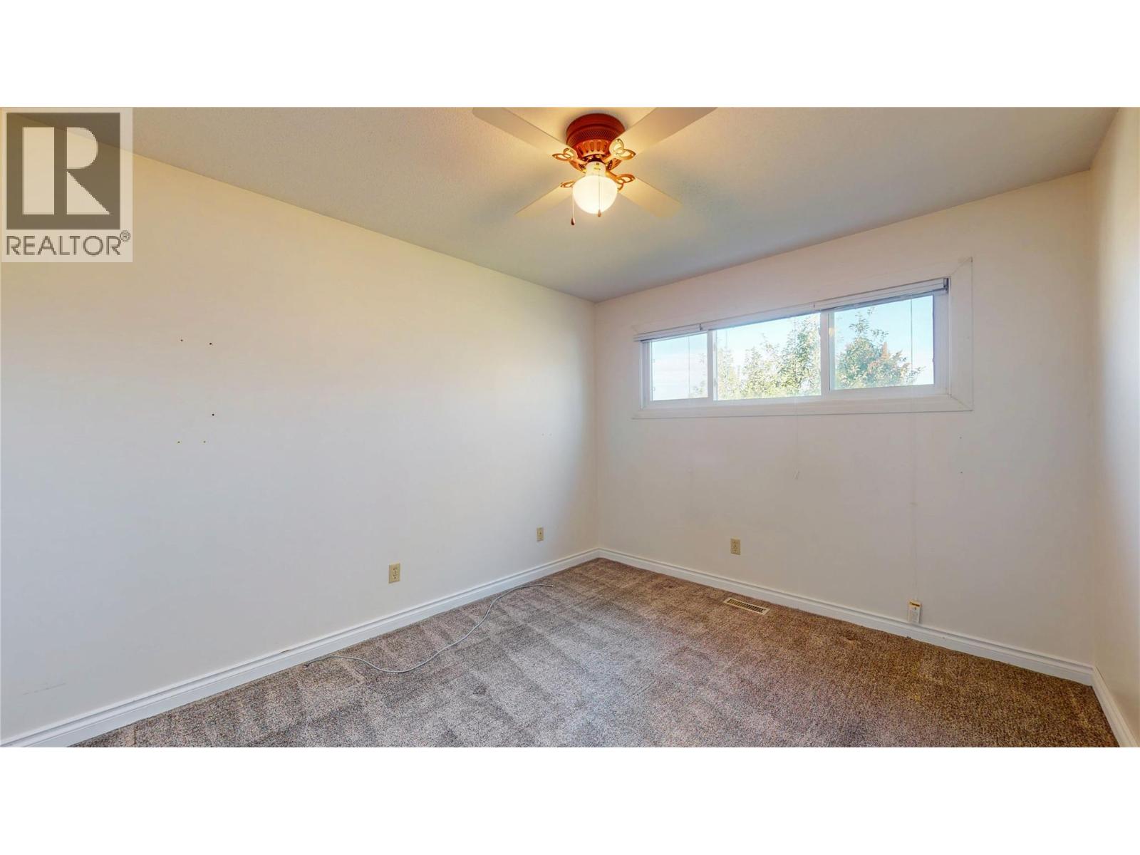2424 5th Street S, Cranbrook, British Columbia  V1C 4Z4 - Photo 11 - 10365742