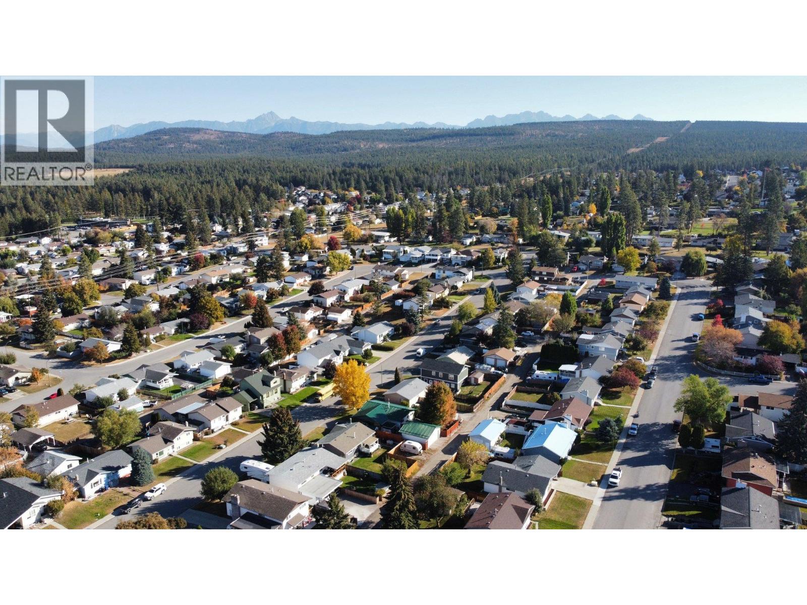 2424 5th Street S, Cranbrook, British Columbia  V1C 4Z4 - Photo 32 - 10365742