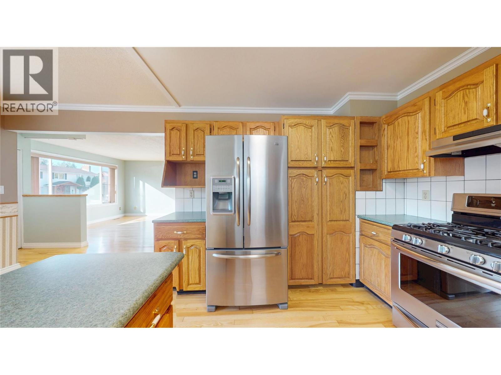 2424 5th Street S, Cranbrook, British Columbia  V1C 4Z4 - Photo 5 - 10365742