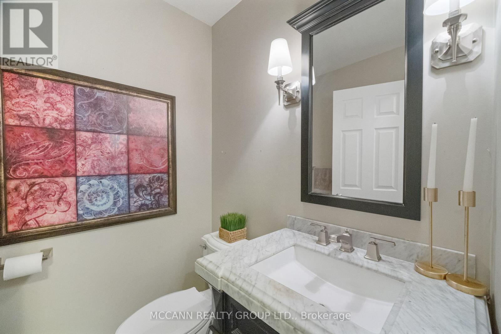 5 Waverley Crescent, Richmond Hill, Ontario  L4C 8Z5 - Photo 16 - N12461648