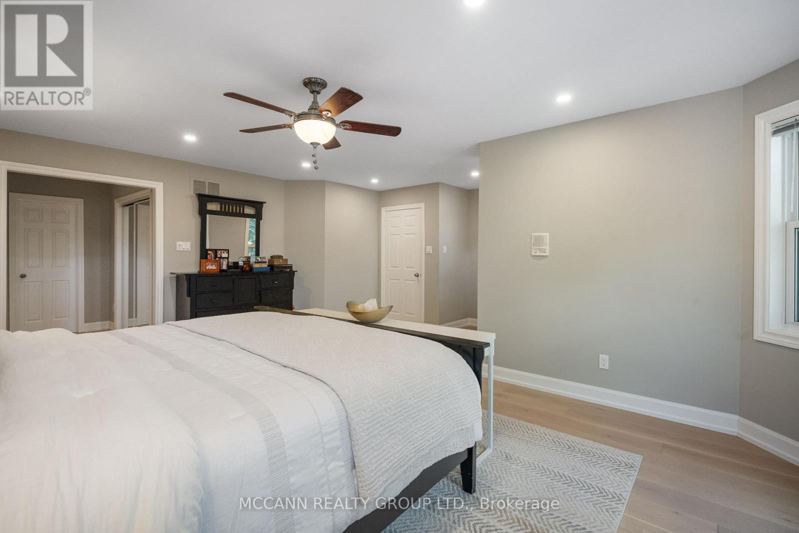5 Waverley Crescent, Richmond Hill, Ontario  L4C 8Z5 - Photo 21 - N12461648
