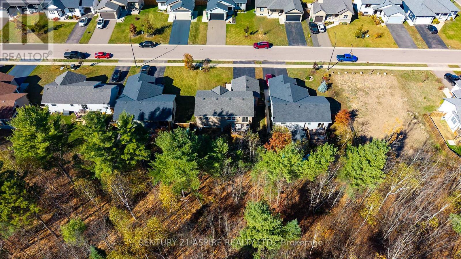 41 Dustin Drive, Petawawa, Ontario  K8H 0G3 - Photo 24 - X12461190