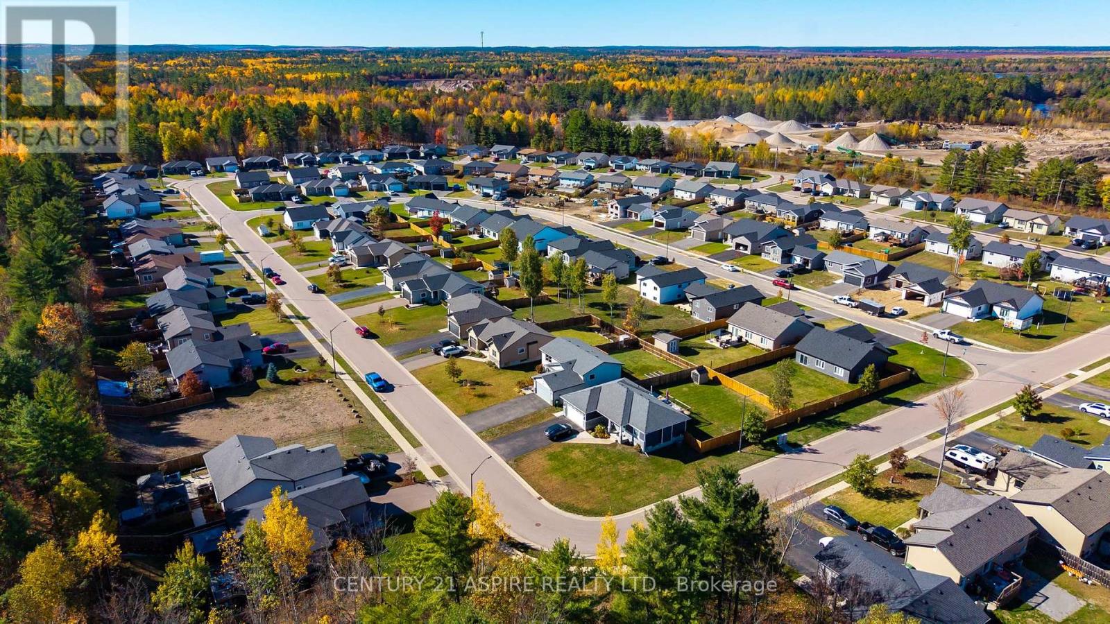 41 Dustin Drive, Petawawa, Ontario  K8H 0G3 - Photo 27 - X12461190