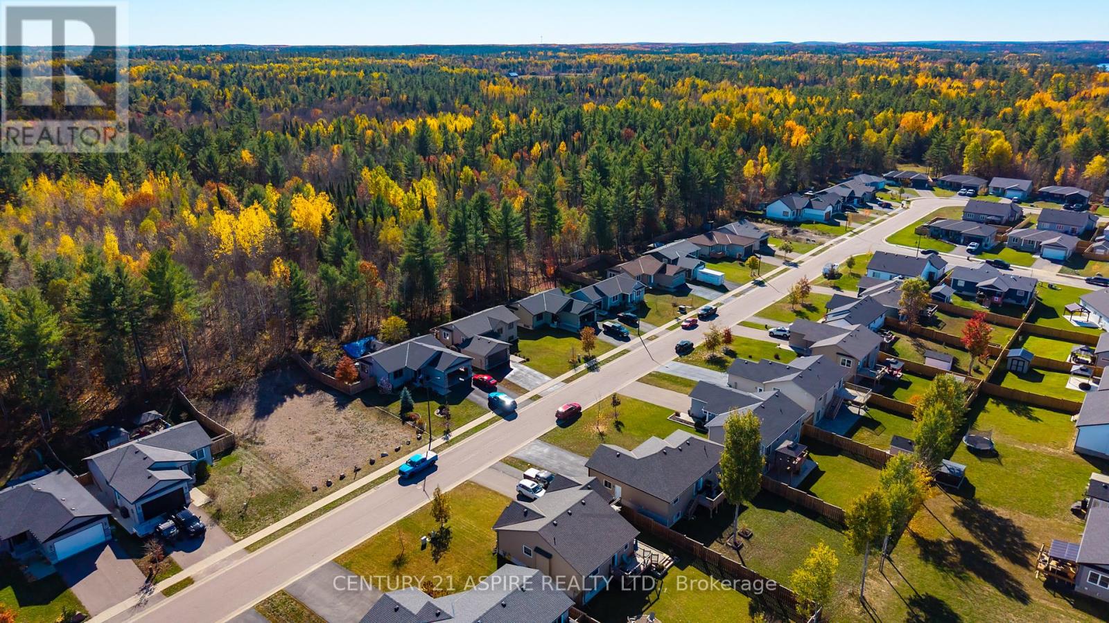 41 Dustin Drive, Petawawa, Ontario  K8H 0G3 - Photo 29 - X12461190