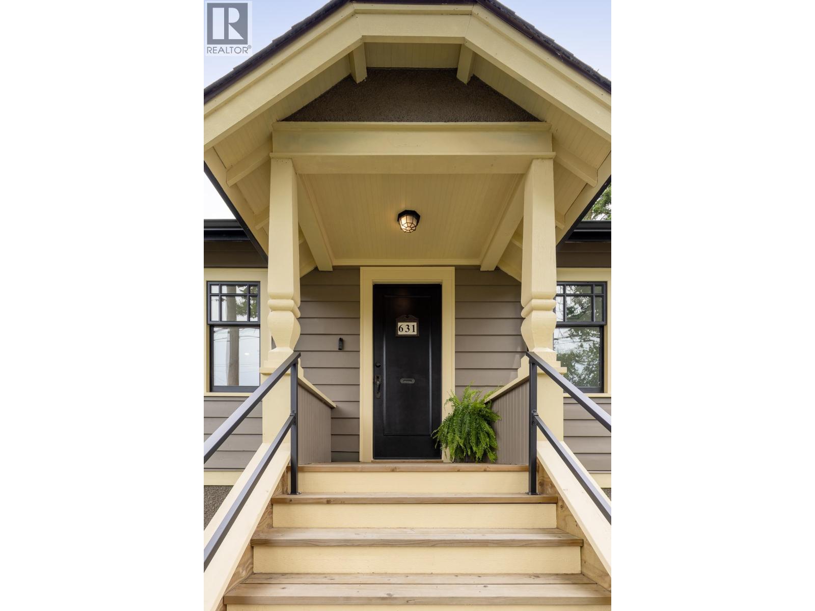 631 Second Street, New Westminster, British Columbia  V3L 2M6 - Photo 5 - R3027644