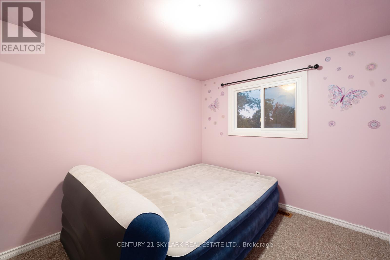 66 Corbett Drive, Barrie, Ontario  L6M 5V3 - Photo 22 - S12461630