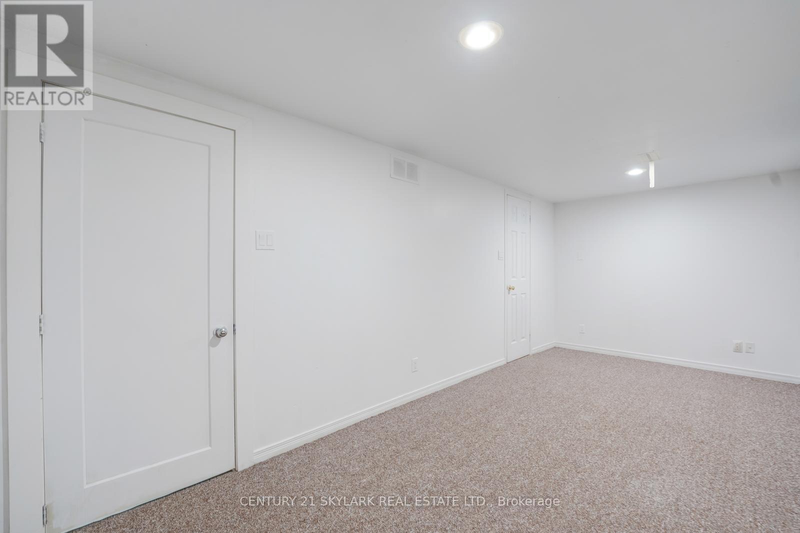 66 Corbett Drive, Barrie, Ontario  L6M 5V3 - Photo 30 - S12461630