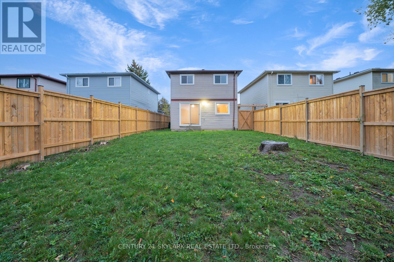 66 Corbett Drive, Barrie, Ontario  L6M 5V3 - Photo 38 - S12461630