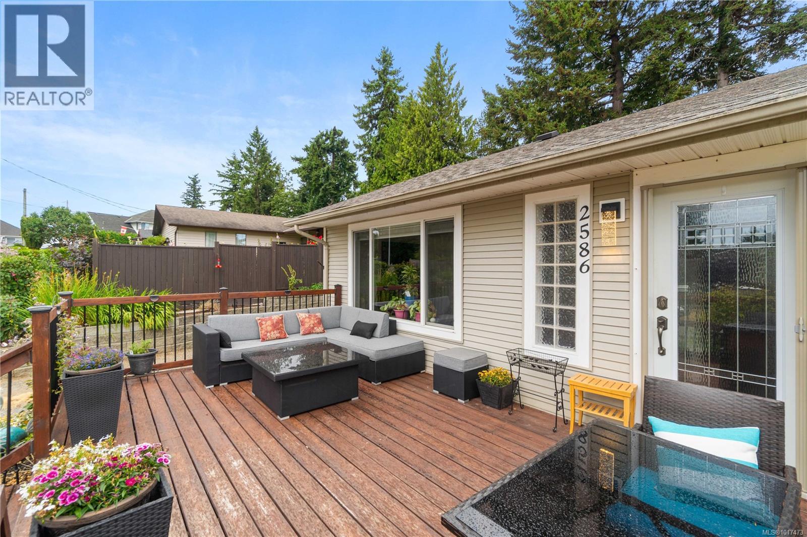 2586 Theresa Terr, Nanaimo, British Columbia  V9T 4Y9 - Photo 3 - 1017473