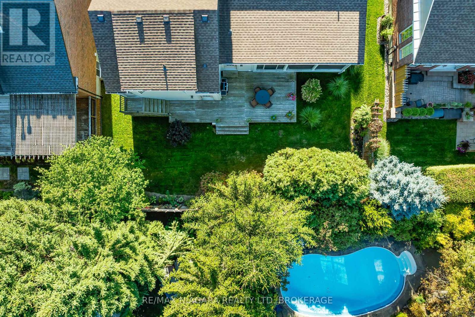 52 Garrison Village Drive, Niagara-On-The-Lake, Ontario  L0S 1J0 - Photo 42 - X12451827