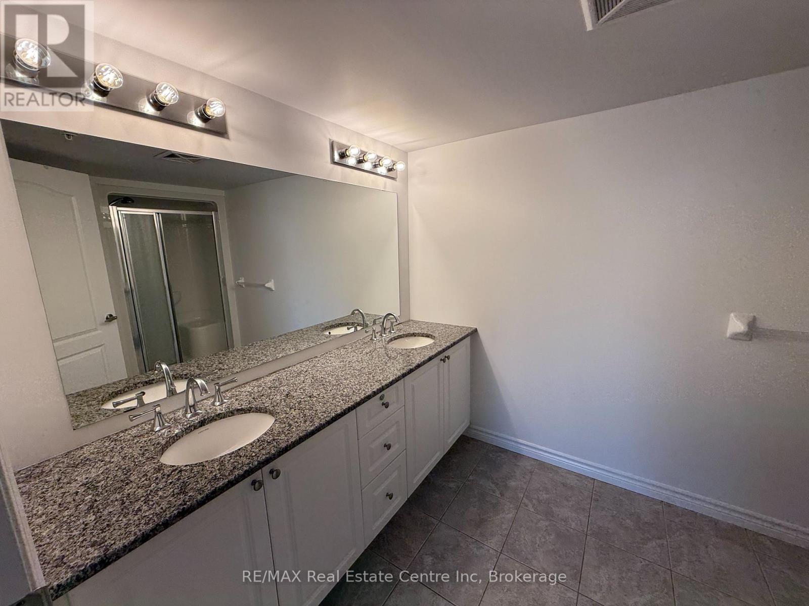 306 - 1440 Main Street E, Milton, Ontario  L9T 0R3 - Photo 16 - W12461687