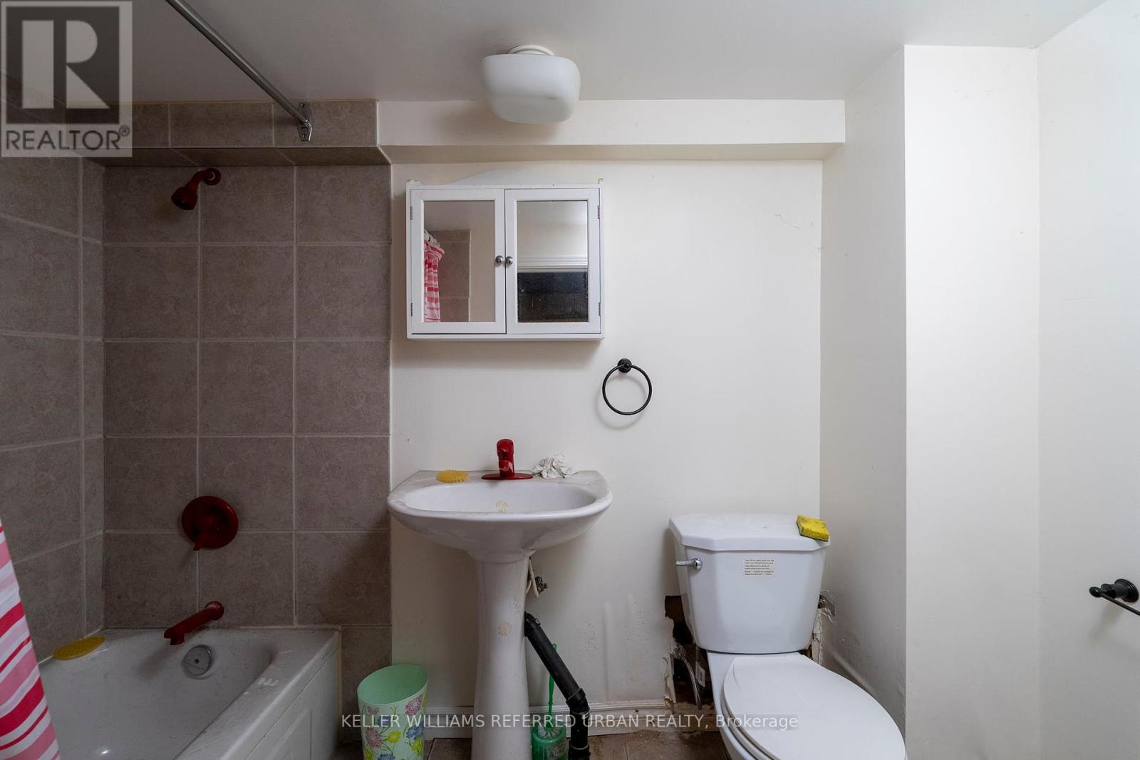 1182 Dufferin Street, Toronto, Ontario  M6H 4B8 - Photo 17 - W12461611