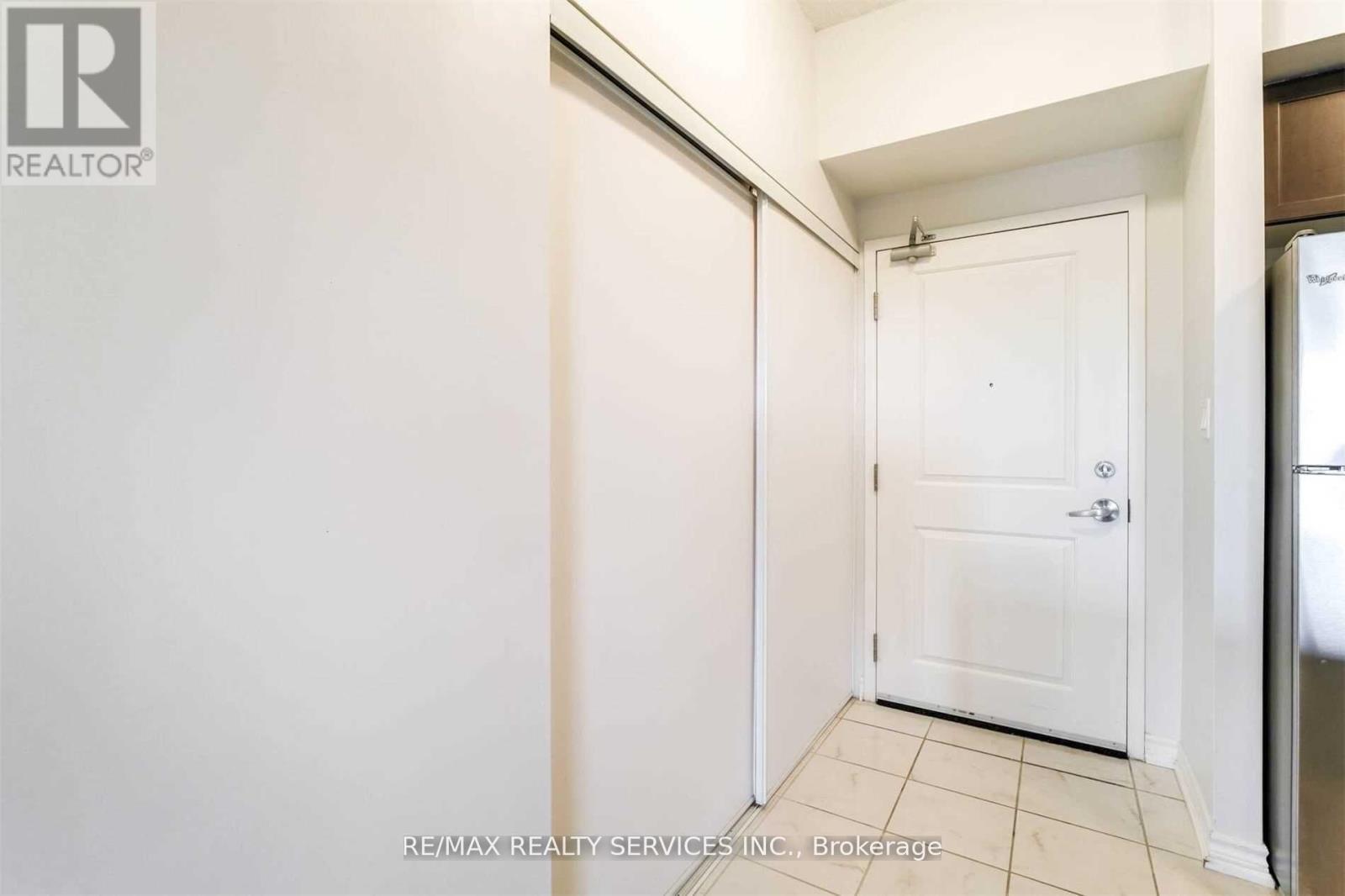 109 - 640 Sauve Street, Milton, Ontario  L9T 9A7 - Photo 4 - W12461632