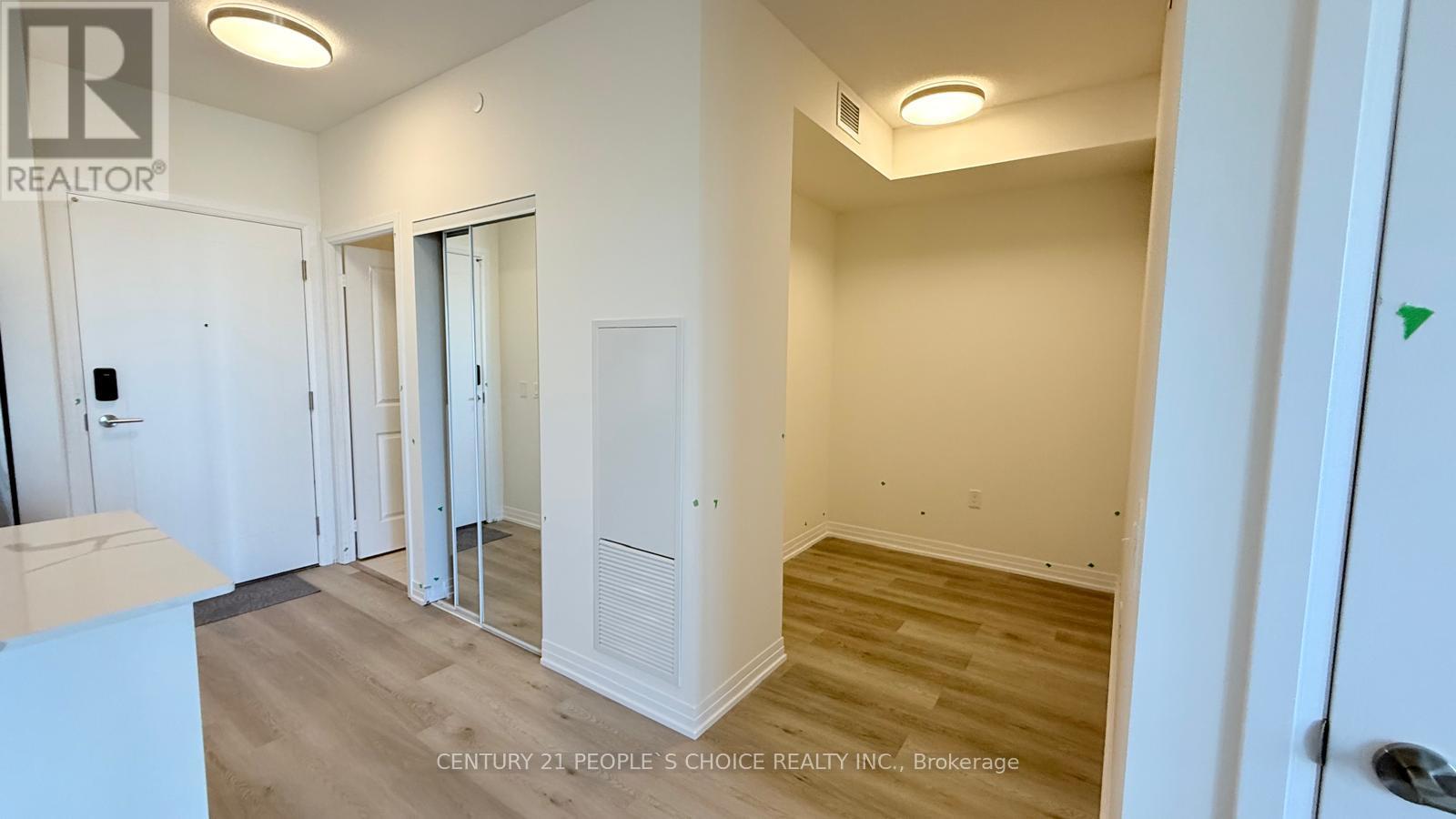 1907 - 15 Watergarden Drive, Mississauga, Ontario  L5R 1B2 - Photo 13 - W12461639