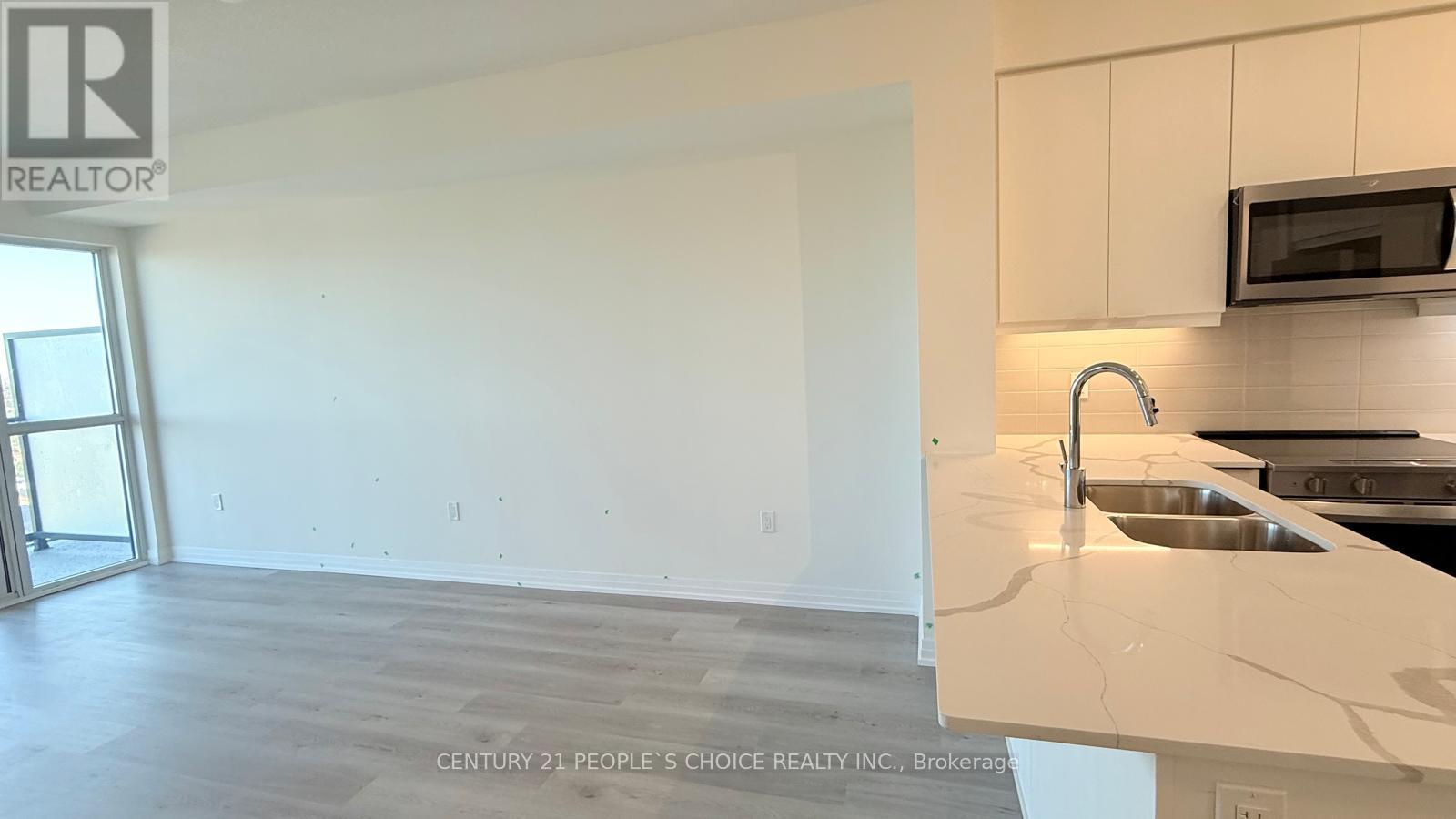 1907 - 15 Watergarden Drive, Mississauga, Ontario  L5R 1B2 - Photo 6 - W12461639