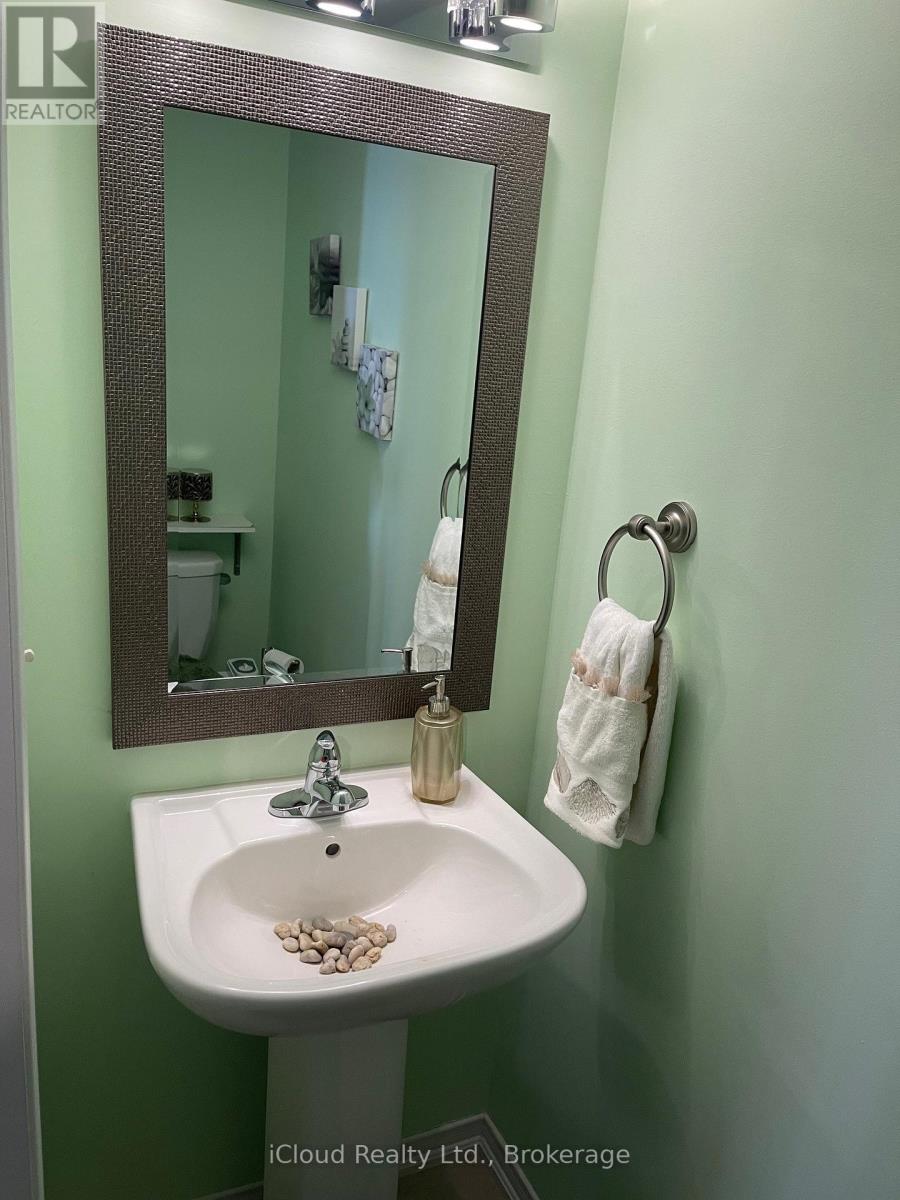 8 - 2492 Post Road, Oakville, Ontario  L6H 0K1 - Photo 14 - W12461644