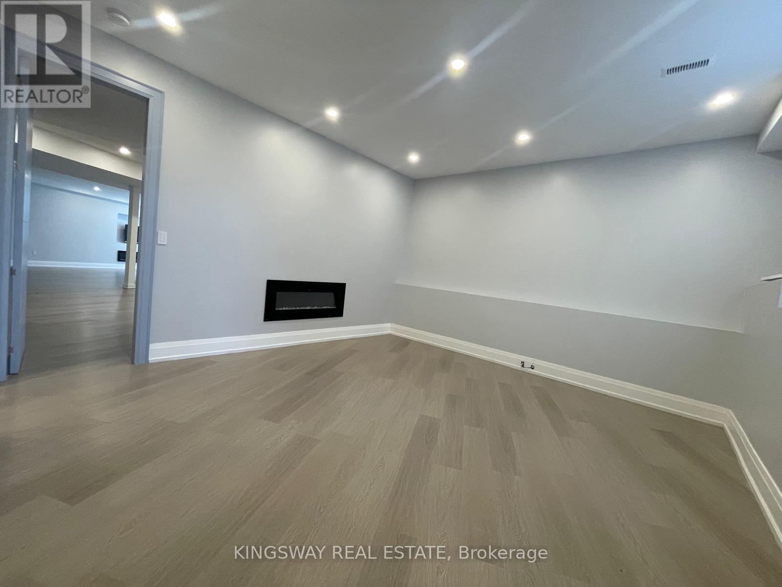 Basement - 41 Hamlet Common, Oakville, Ontario  L6L 0E2 - Photo 14 - W12461666