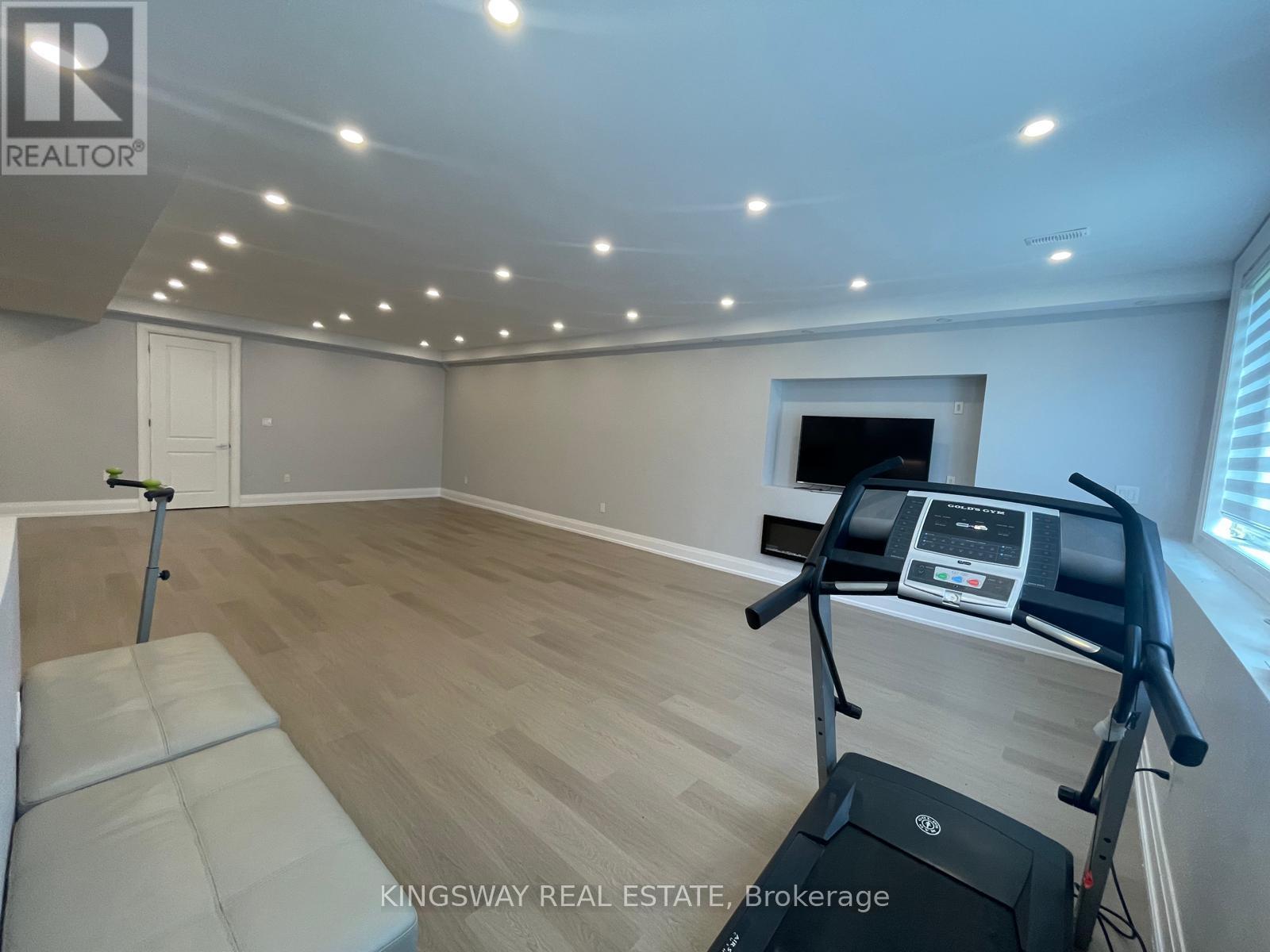 Basement - 41 Hamlet Common, Oakville, Ontario  L6L 0E2 - Photo 4 - W12461666