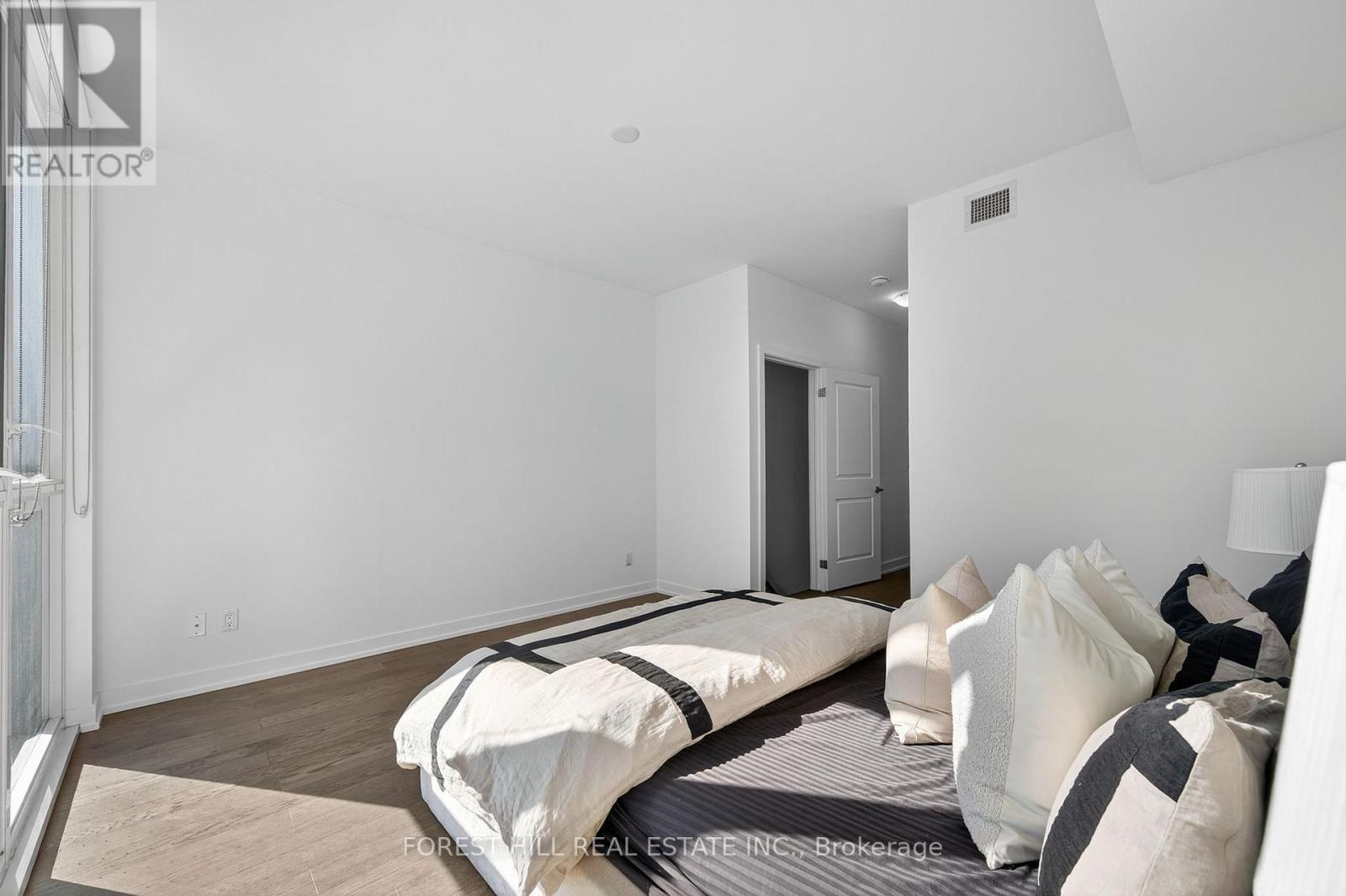 156 - 38 Howard Park Avenue, Toronto, Ontario  M6R 0A5 - Photo 22 - W12461675