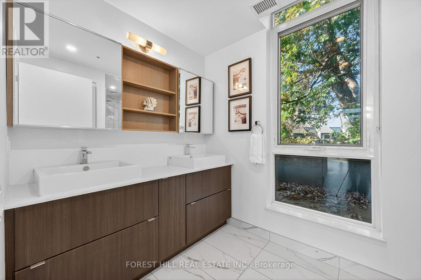 156 - 38 Howard Park Avenue, Toronto, Ontario  M6R 0A5 - Photo 23 - W12461675
