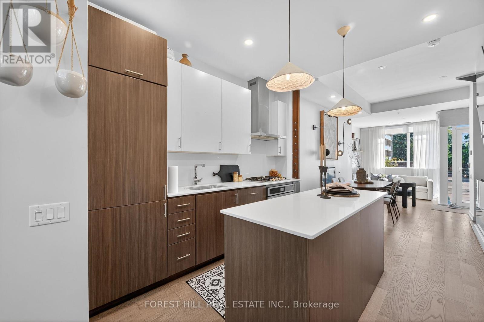 156 - 38 Howard Park Avenue, Toronto, Ontario  M6R 0A5 - Photo 9 - W12461675