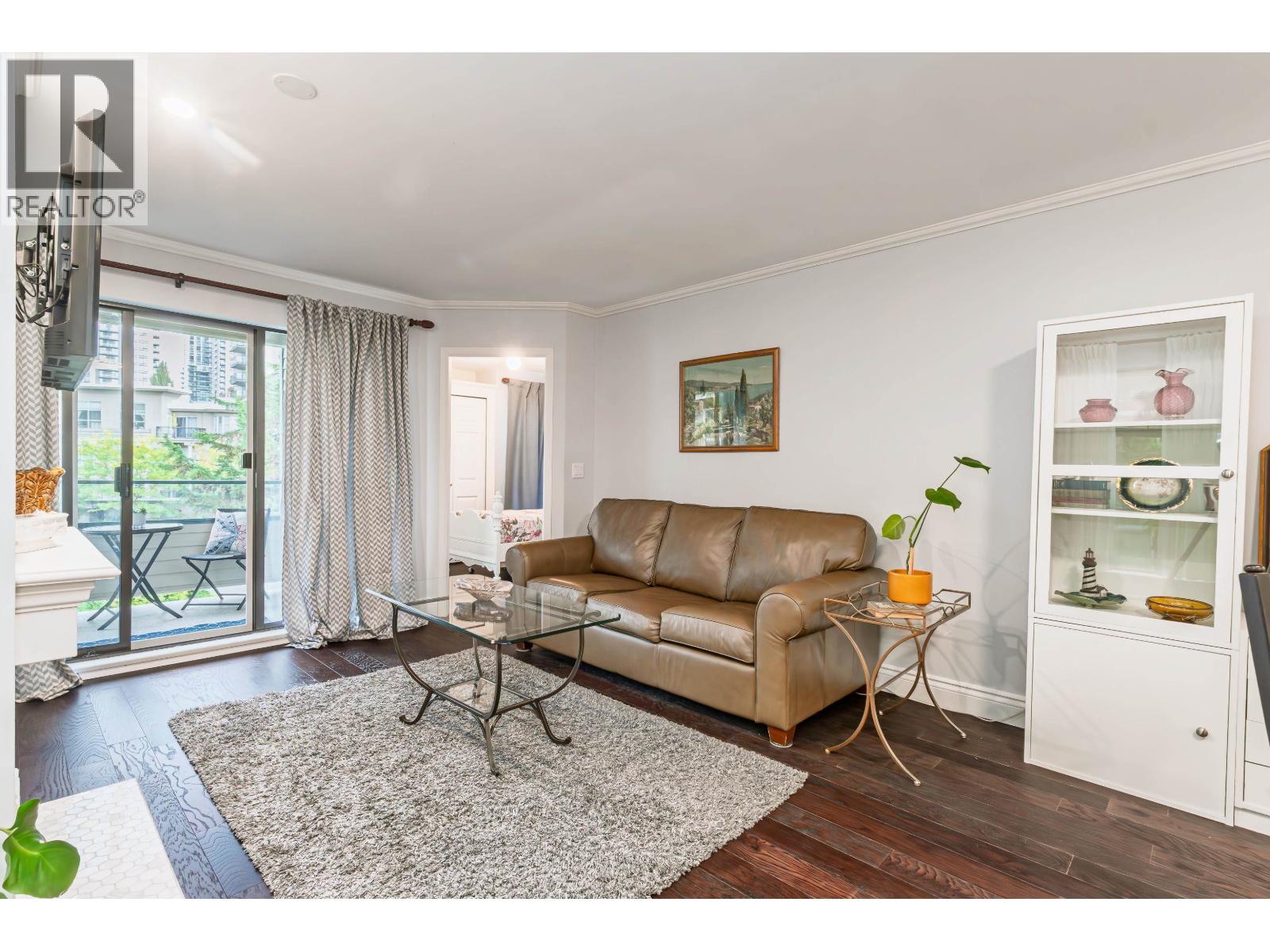 305 2925 Glen Drive, Coquitlam, British Columbia  V3B 7H9 - Photo 3 - R3058236
