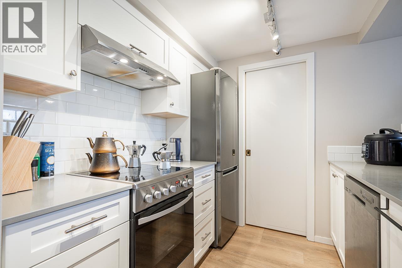 2 973 W 7th Avenue, Vancouver, British Columbia  V5Z 1C4 - Photo 10 - R3058252