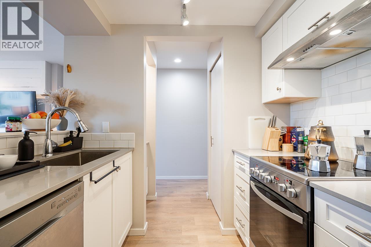 2 973 W 7th Avenue, Vancouver, British Columbia  V5Z 1C4 - Photo 11 - R3058252