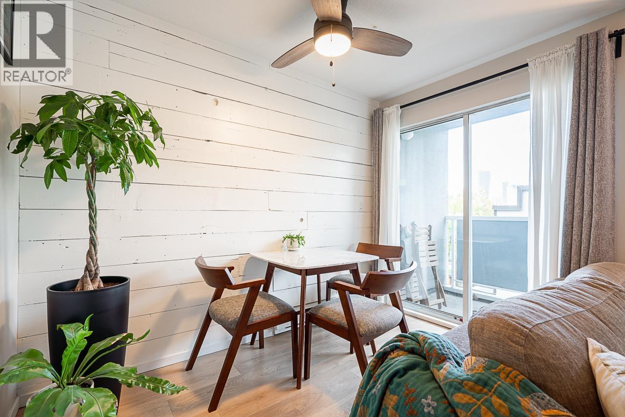 2 973 W 7th Avenue, Vancouver, British Columbia  V5Z 1C4 - Photo 7 - R3058252