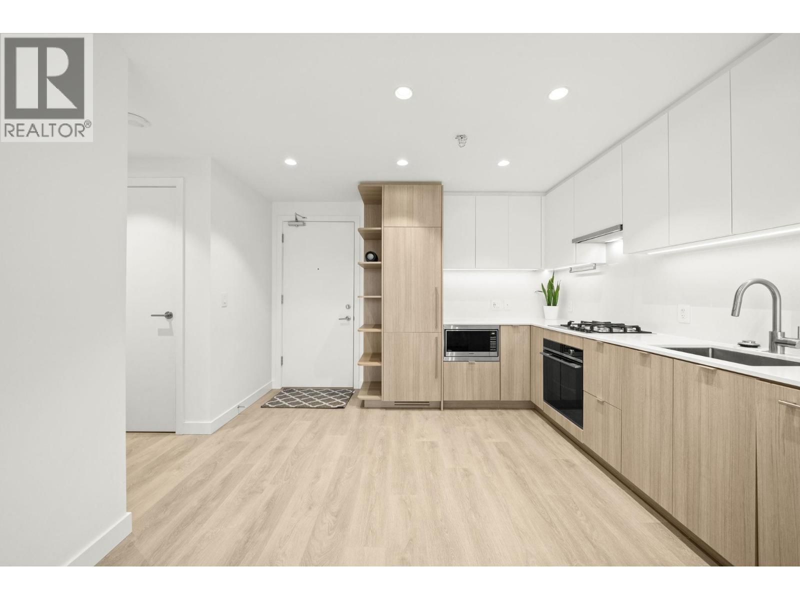 2306 505 Nelson Street, Coquitlam, British Columbia  V3J 0R5 - Photo 11 - R3058273