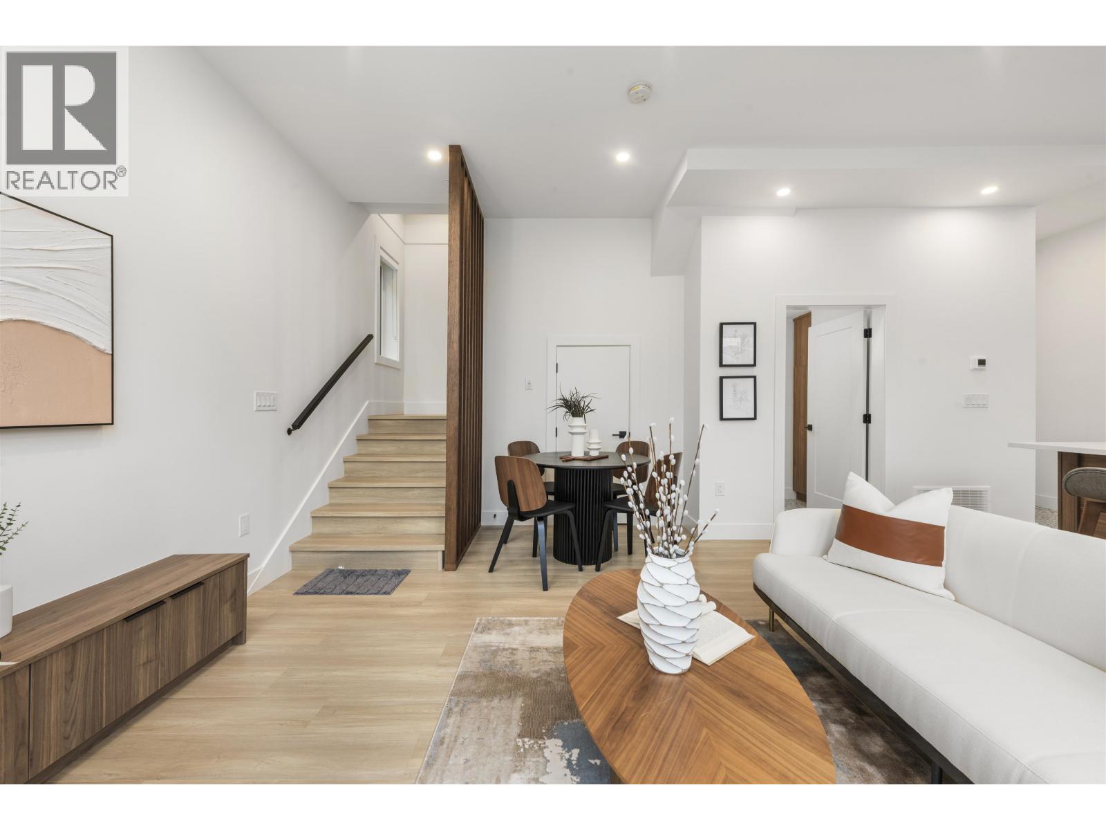 4014 Rupert Street, Vancouver, British Columbia  V5R 2H3 - Photo 9 - R3058277