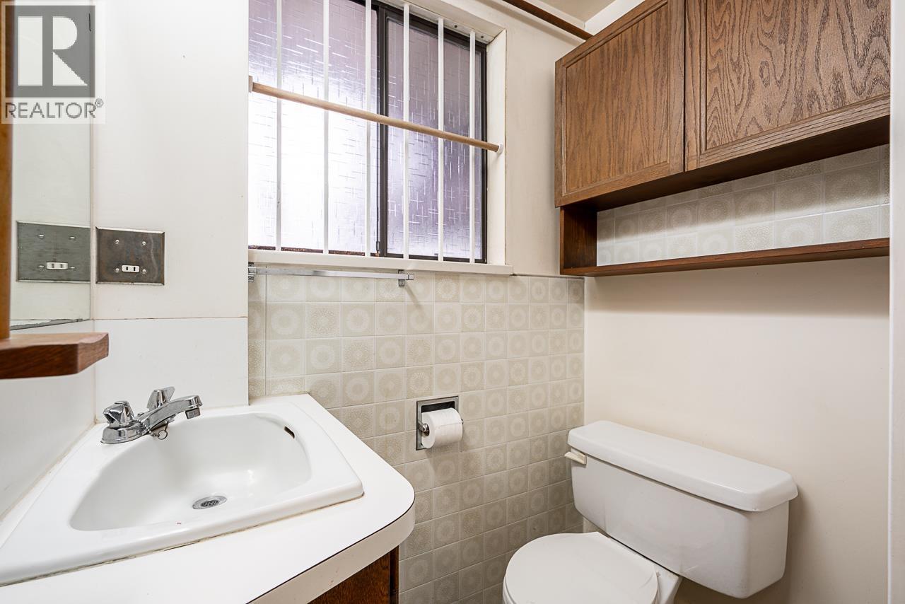 4550 Inman Avenue, Burnaby, British Columbia  V5G 2Y1 - Photo 32 - R3058222