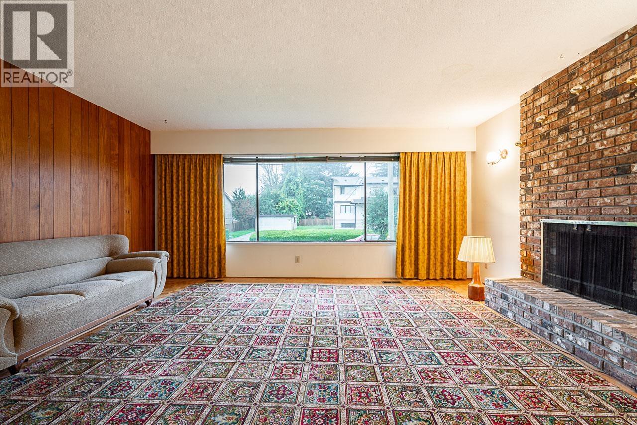 4550 Inman Avenue, Burnaby, British Columbia  V5G 2Y1 - Photo 6 - R3058222