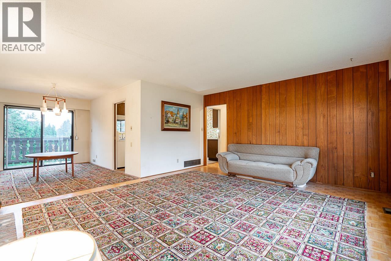 4550 Inman Avenue, Burnaby, British Columbia  V5G 2Y1 - Photo 9 - R3058222