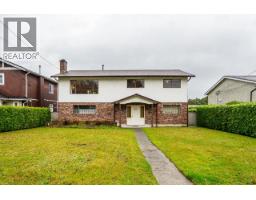 4550 INMAN AVENUE, Burnaby, British Columbia