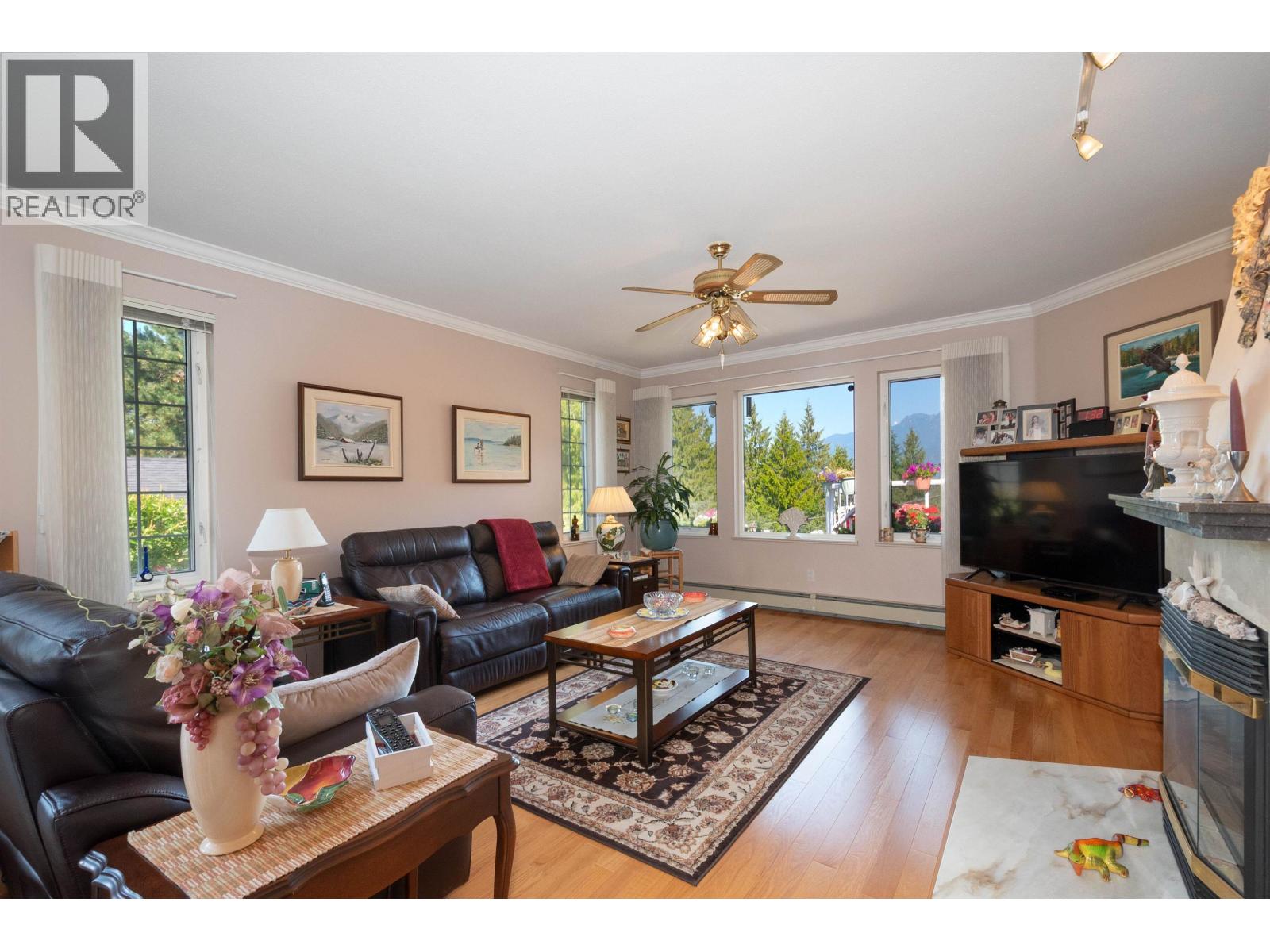 6440 Rosebery Avenue, West Vancouver, British Columbia  V7W 2C6 - Photo 15 - R3058268