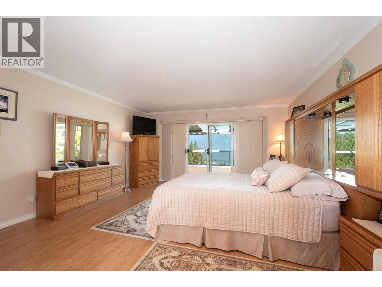 6440 Rosebery Avenue, West Vancouver, British Columbia  V7W 2C6 - Photo 22 - R3058268